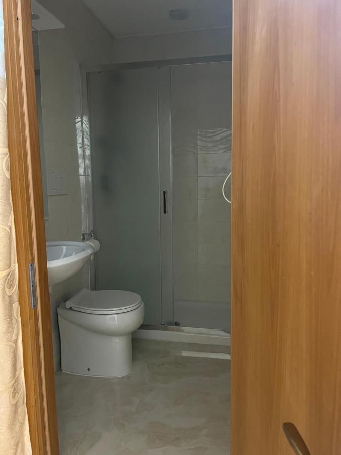Monlight Guest House Roma Ngoại thất bức ảnh